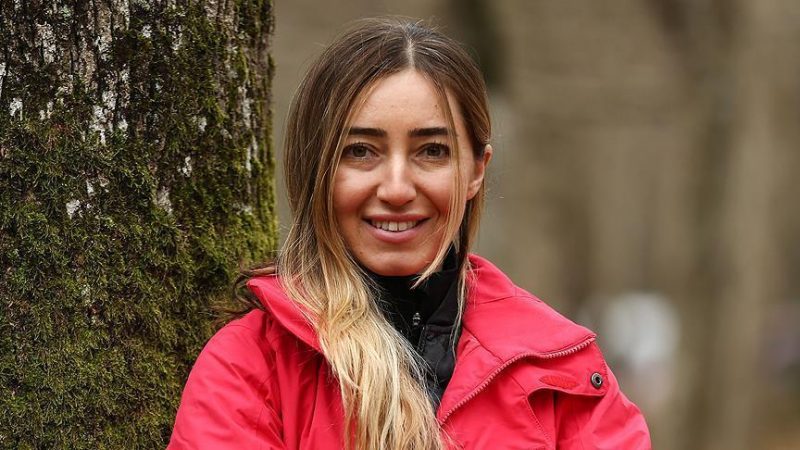 First Turkish woman to free dive in frozen continent item-thumbnail