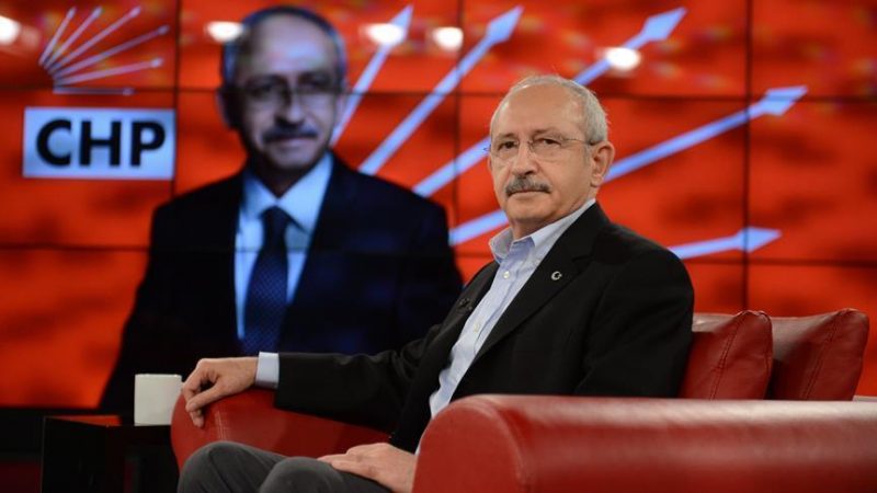 Main opposition defends Izmir mayoral candidate item-thumbnail