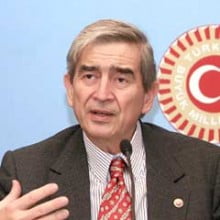 Onur Öymen