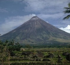 Mayon Volkanı