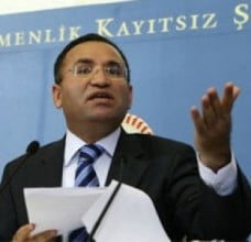 Bekir Bozdağ