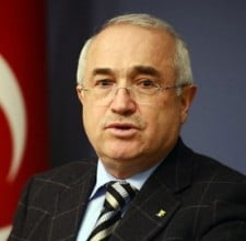 Cemil Çiçek