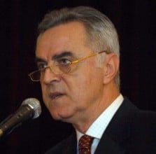 Özhan Canaydın