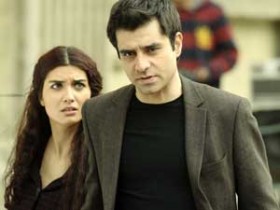 tuba buyukustun gercek aski