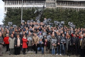 izmir gazeteciler protesto