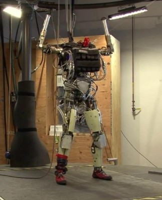 asker robot petman