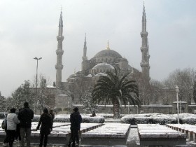 sultanahmet kar