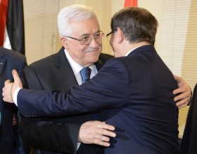 ahmet davutoglu mahmud abbas