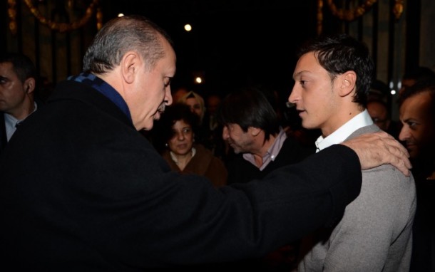 mesut ozil basbakan erdogan