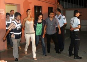 tugba ozay tutuklandi