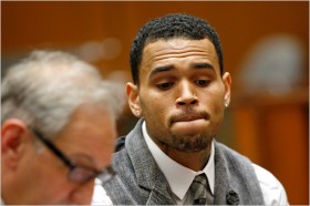 Chris Brown'a şok!