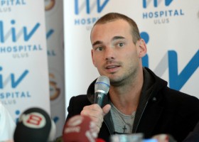 GALATASARAY'IN YENI TRANSFERI SNEIJDER