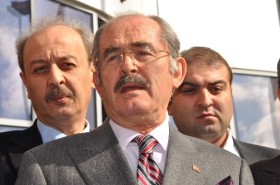 Yılmaz Büyükerşen