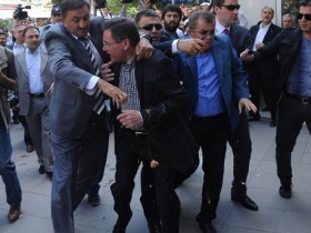 Melih Gökçek