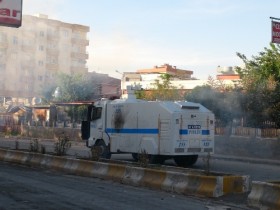 Cizre’de provokasyon eylemine polis müdahalesi