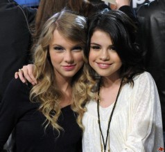 Taylor Swift'den Selena Gomez'e destek 
