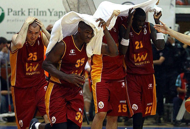 Galatasaray basketbol takımı finalde