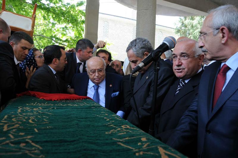 Nazmiye Demirel cenaze töreni
