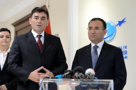 Bekir Bozdağ