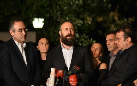 Halit Ergenç'ten toplantı sonrası ilk açıklama