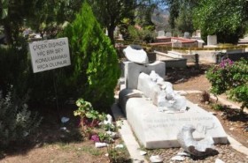 Can Yücel mezar
