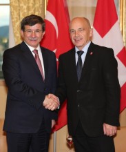 disisleri-bakani-davutoglu