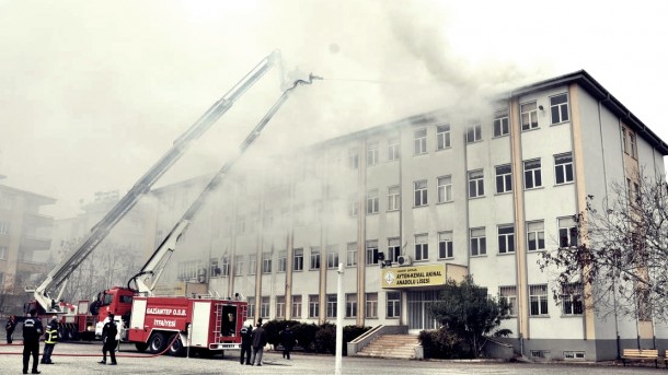 Gaziantep okul yangını
