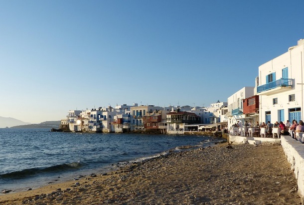 Mikonos adası otantik ve eğlence dolu Mikonos adası otantik ve eğlence dolu