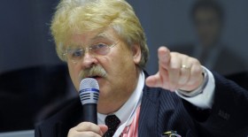 Elmar Brok