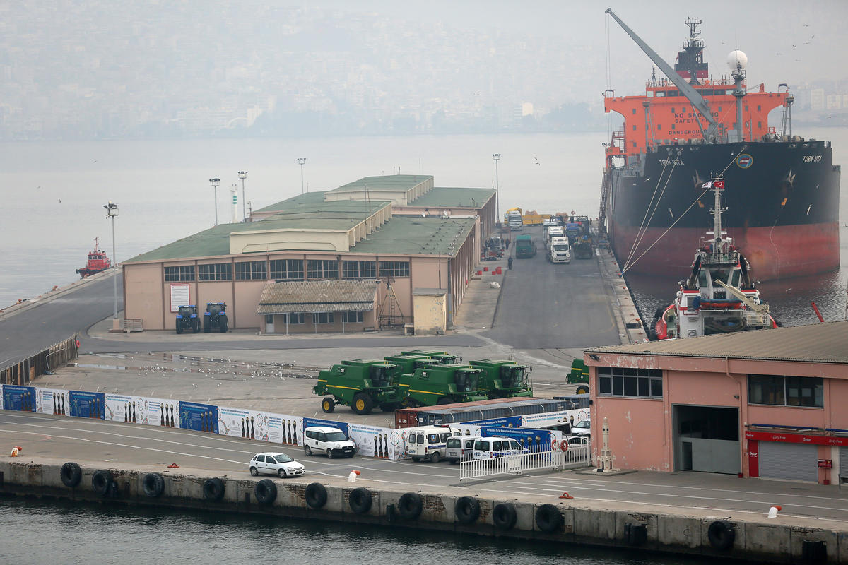 İzmir liman operasyonu