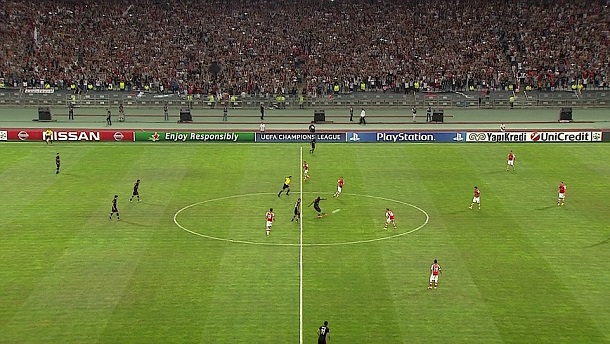 Beşiktaş - Arsenal Maçı Analiz:Beşiktaş sağbek ve oyun kurucu problemini çözmek zorunda, Maç Özeti / Şampiyonlar Ligi Haberleri 3 Beşiktaş- Arsenal-Maç-Özeti-Analiz-12