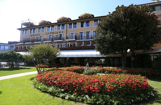 İtalya'da tanıştılar İtalya'da evleniyorlar 3 venedik otel