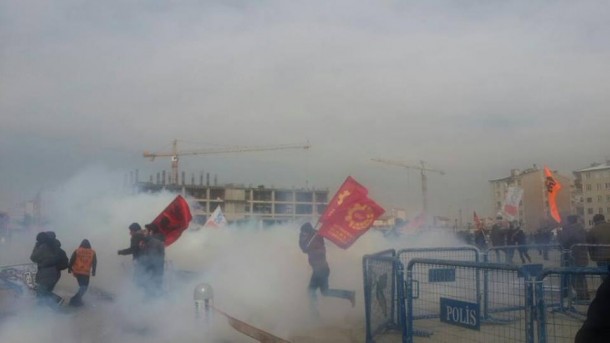 Son Dakika: Skandal Ali İsmail Korkmaz davası sonrasında biber gazlı müdahale! 2 ali ismail gaz1