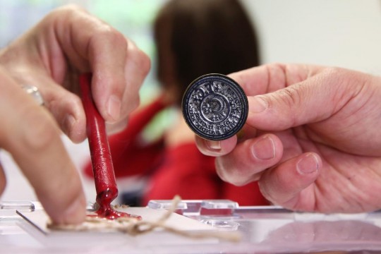 Almanya'da kullanılan oylar geldi 2 secim muhur