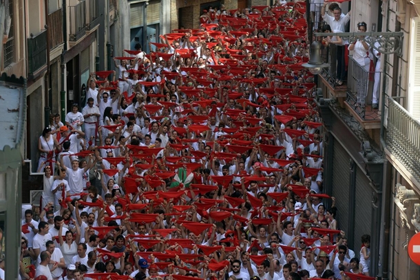 İspanya  San Fermin Festivali başladı