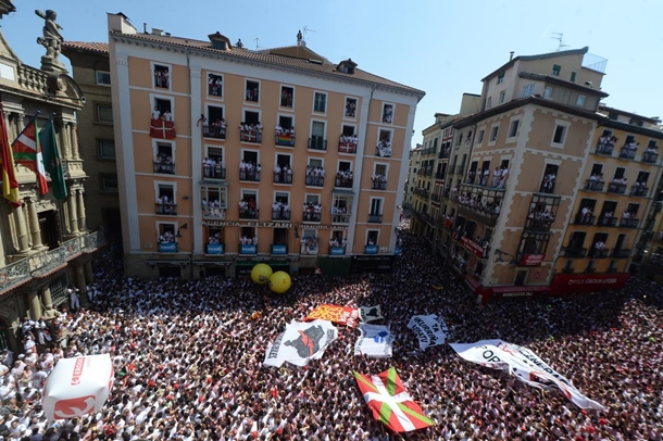 İspanya  San Fermin Festivali başladı