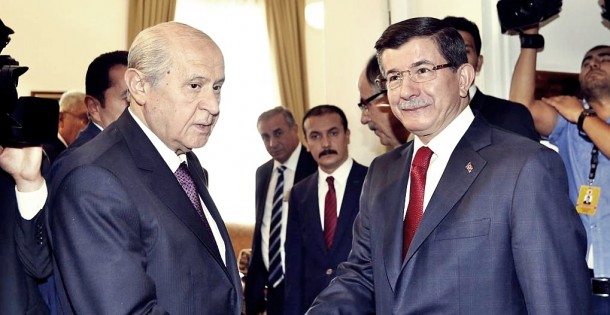 AKP-MHP görüşmesi Pazartesi 2 Davutoğlu