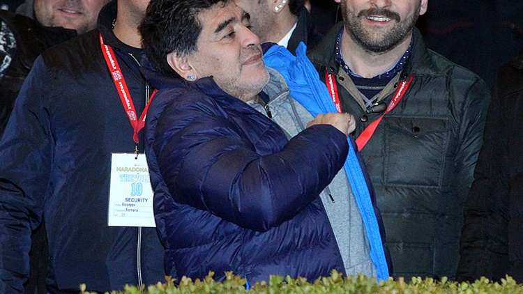 İtalya’da Tarihi Anlar! Maradona Yeniden Napoli’de