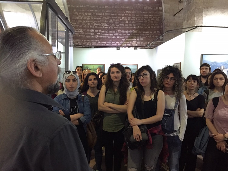 Ressam Aydın Ayan’ın 45. Sanat Yılı Retrospektif Sergisi Üzerine İzlenimler 4 Sır ve Büyülü Gerçek Sergisi
