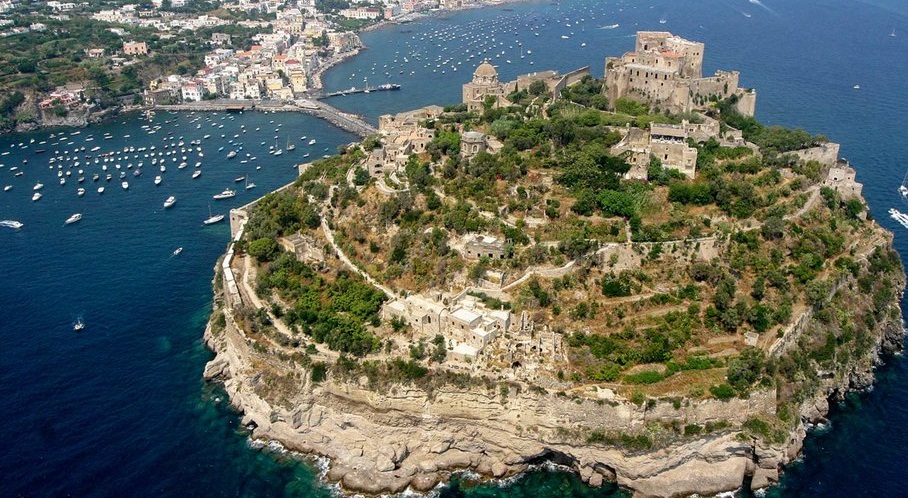 Avrupa'nın en iyi 10 adası - Ischia