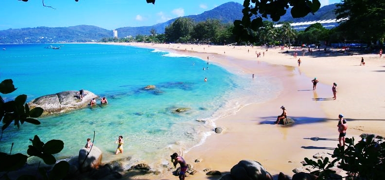 Tropik cennet Phuket plajları / İşte en iyi Phuket adası plajları 6 Karon Beach