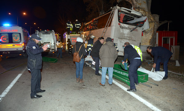 eskisehir gezi  otobusu kaza 