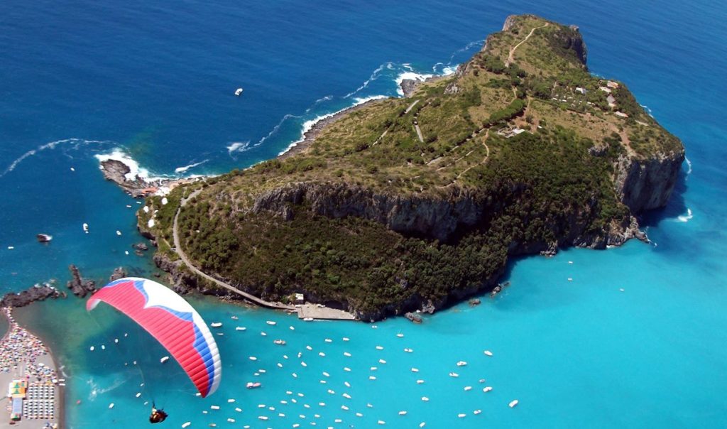 Forbes dergisi seçti: Muhteşem İtalya plajları 5 Praira a Mare