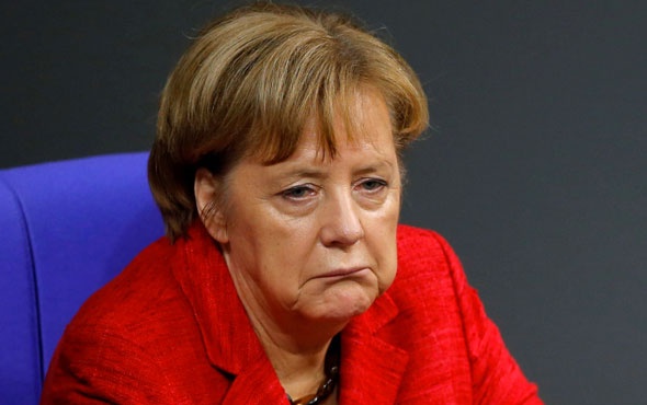 Almanya Başbakanı Merkel'den sosyal medyada büyük gaf! 