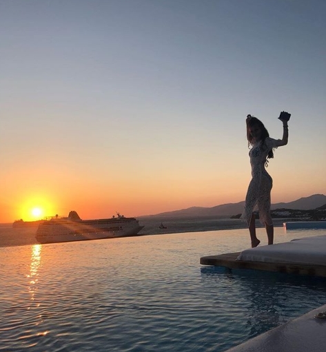 Kız kıza Mykonos tatili 2 elcin sangu mykonos