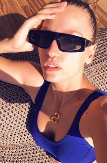 Kız kıza Mykonos tatili 4 serenay sarikaya mykonos