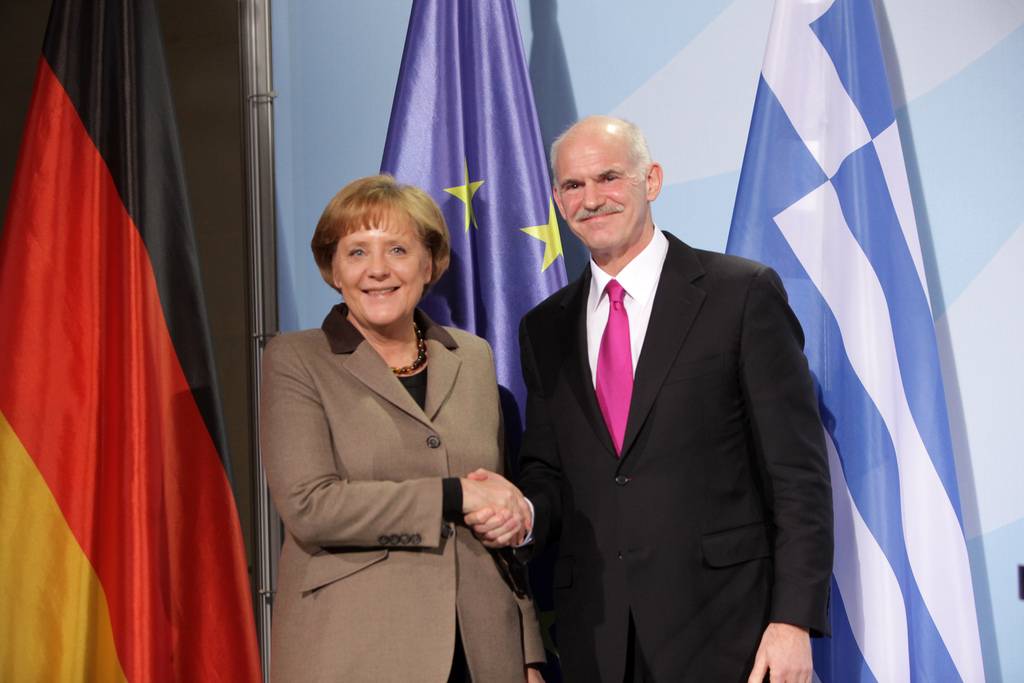 Angela Merkel would welcome voluntary bank help for Greece