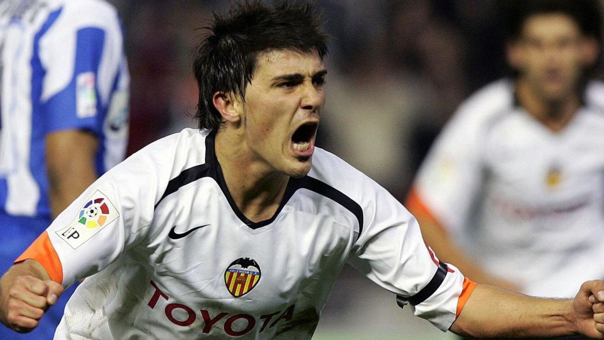 Transfer News - David Villa has been transferred to Barcelona for a reported £34.2M (40M Euros) from Valencia.