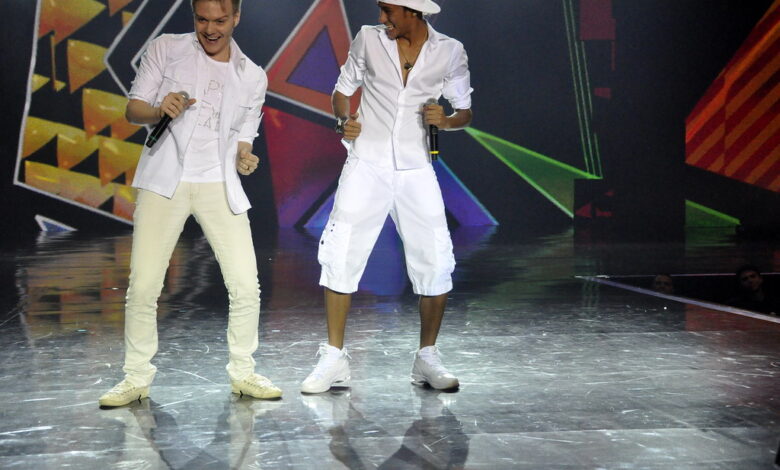 The talented 19 year old Neymar danced on a TV shov to Michel Telo 's 'Ai Se Eu Te Pego' with sexy girls.