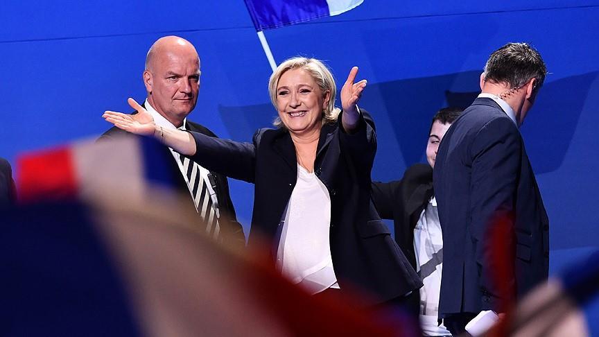 Marine Le Pen officially charged over tweets